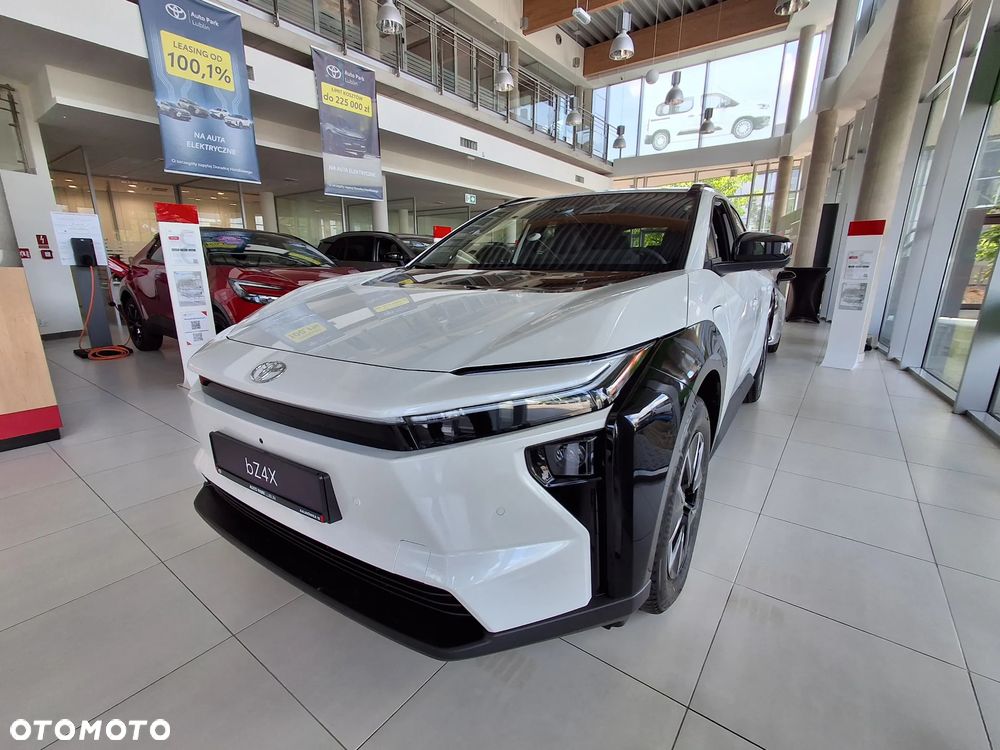 Toyota bZ4X 73.1kWh 4x4 Style - 2