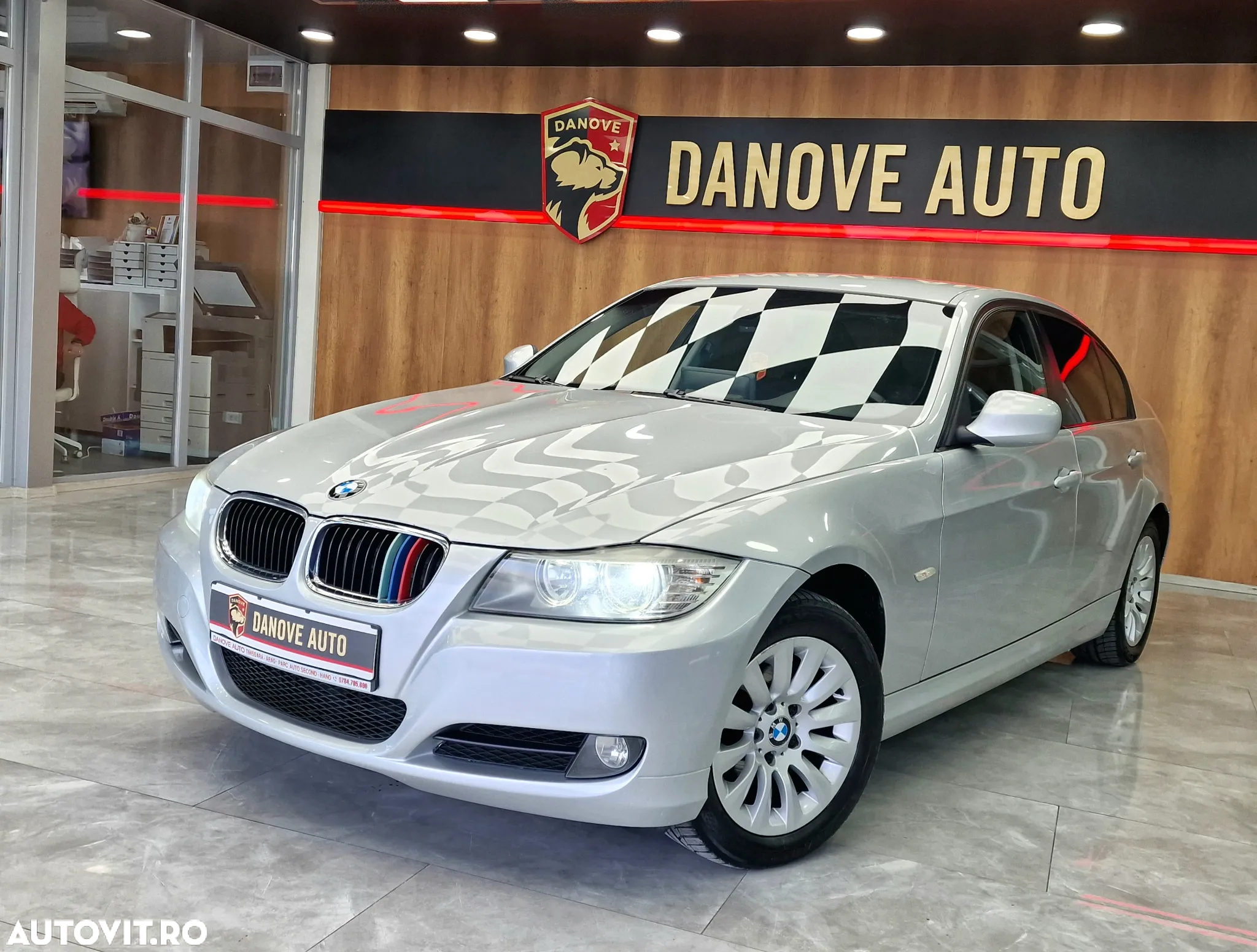 BMW Seria 3 316i - 9