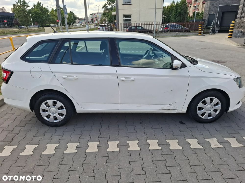 Skoda Fabia 1.0 TSI Active - 3