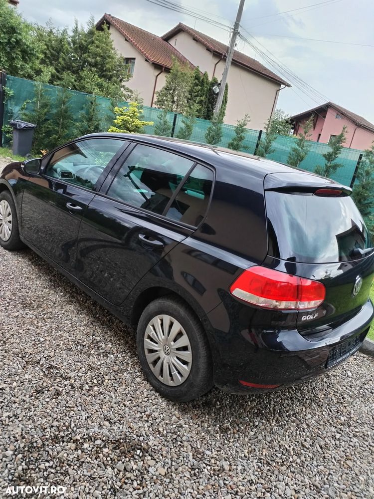 Volkswagen Golf - 31