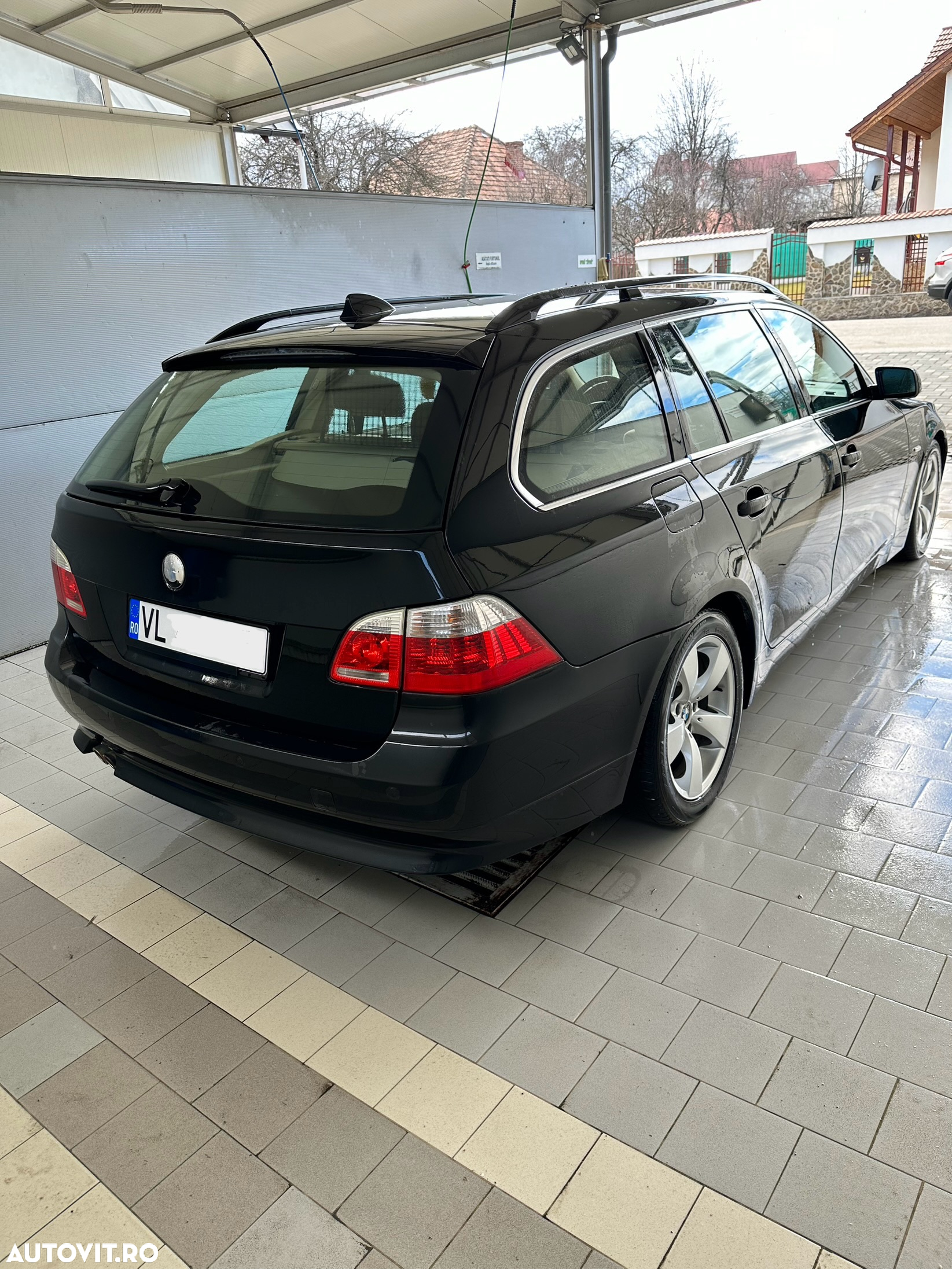 BMW Seria 5 525d Touring Aut. - 6