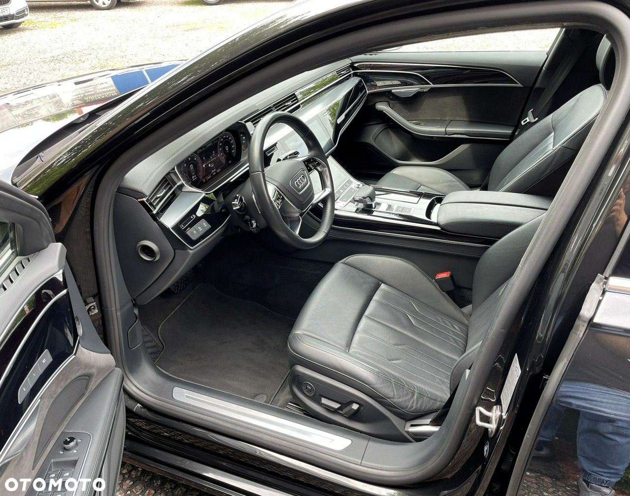 Audi A8 - 8