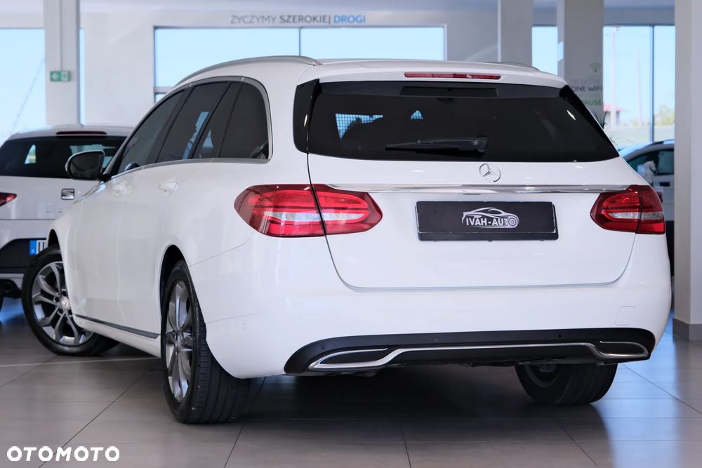 Mercedes-Benz Klasa C 200 7G-TRONIC - 11