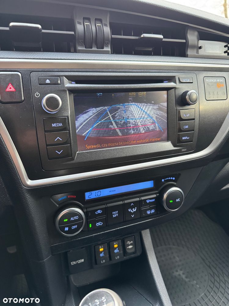 Toyota Auris 1.6 Dynamic - 18