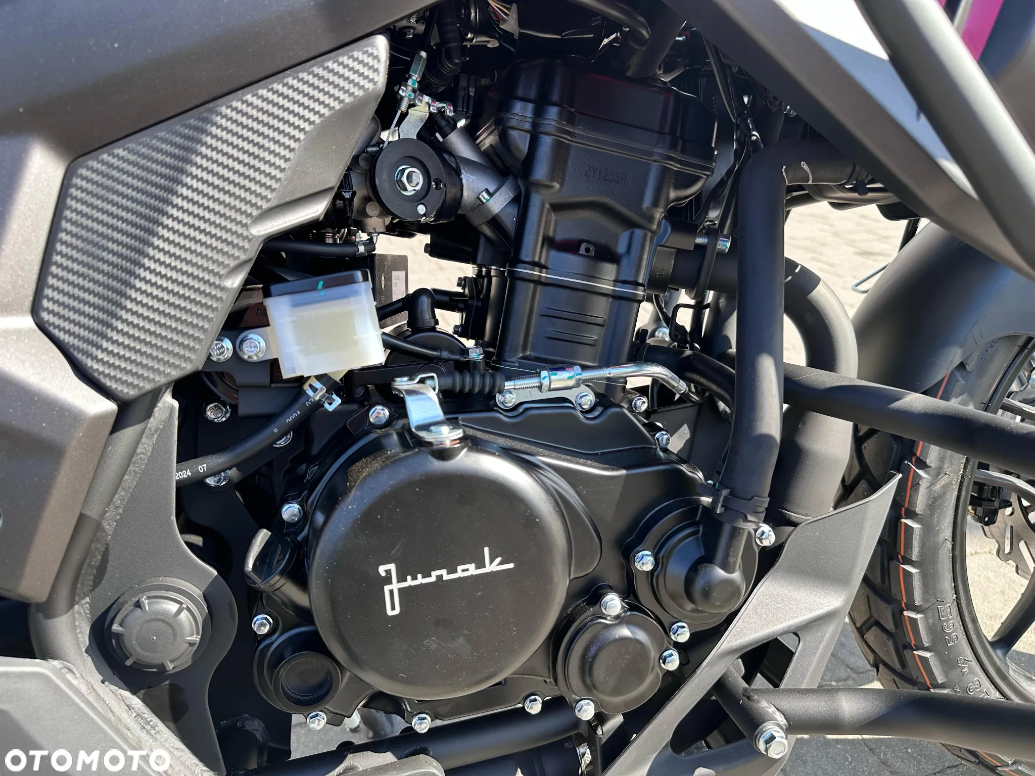Junak RX One - 18