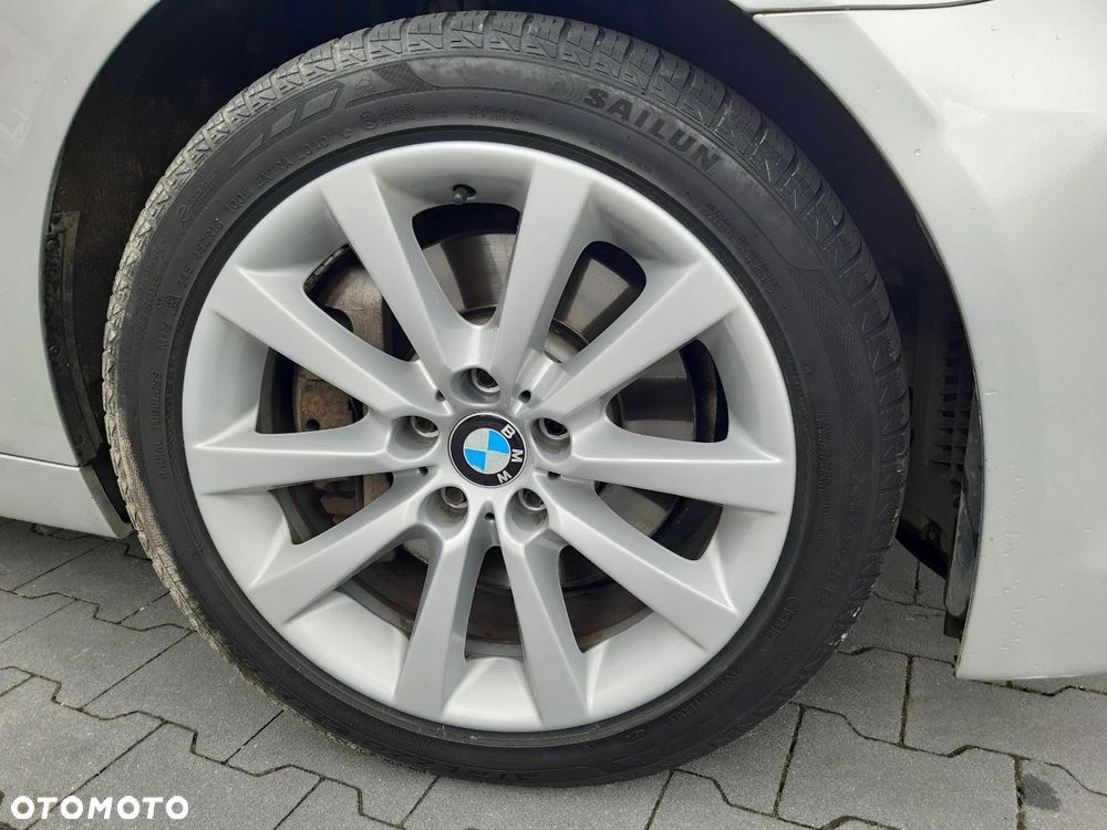 BMW Seria 5 525d xDrive Luxury Line - 10