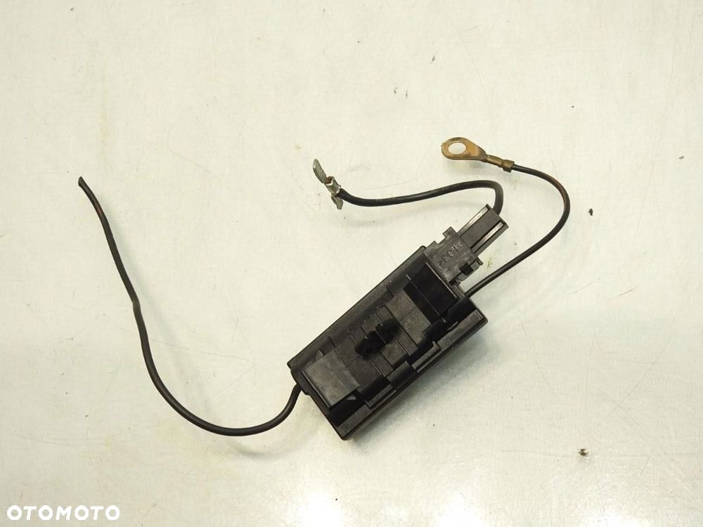 WZMACNIACZ ANTENOWY VW PASSAT B6 G50088 - 3