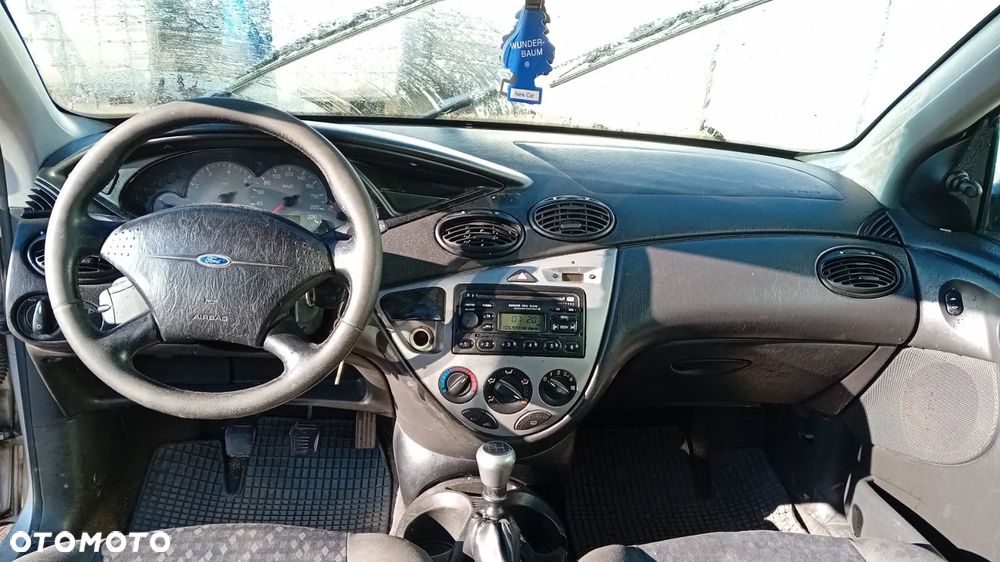 Tylko Części Ford Focus MK1 1.8 tddi C9DC 90KM 66kW hb 5d 98r-01r Lakier o8 - 9