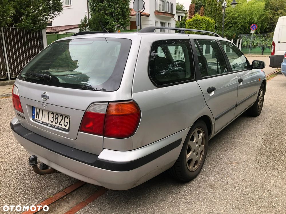 Nissan Primera 1.6 Motion - 8