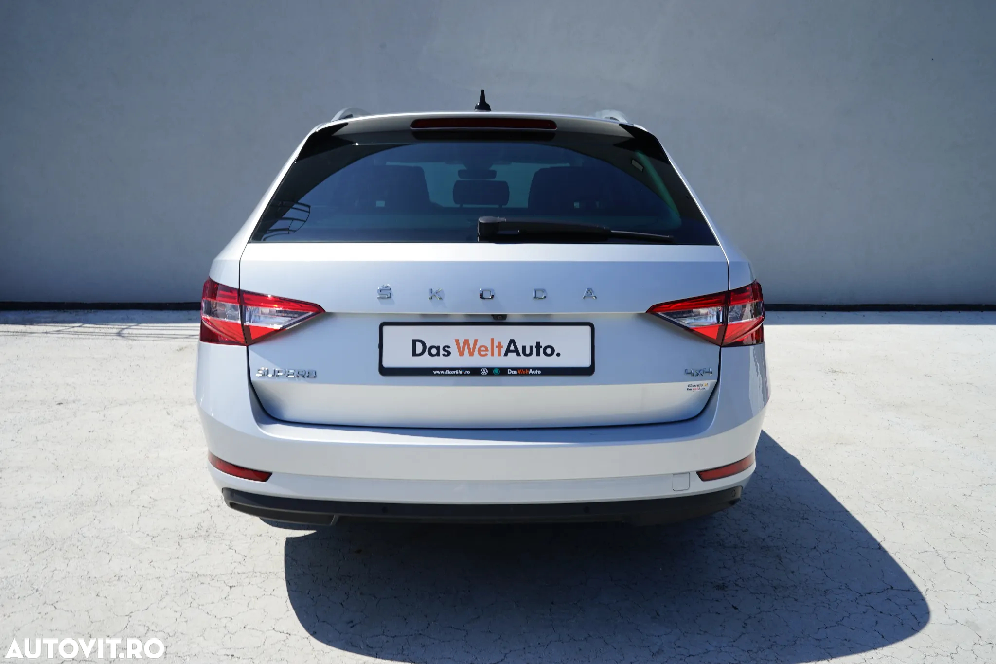 Skoda Superb Combi 2.0 TDI 4X4 DSG Style - 5