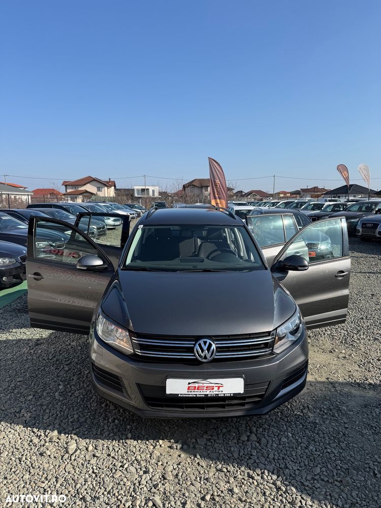 Volkswagen Tiguan - 23