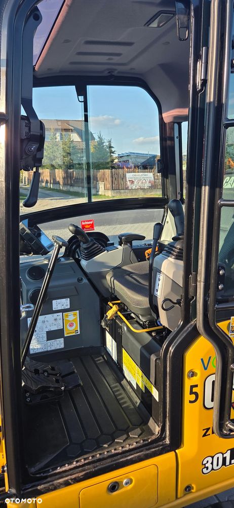 Caterpillar <<CAT 301.6, 2023r, 530MTG!, 1900kg, jazda w joystiku!z Niemiec!2 łyżki>> - 18