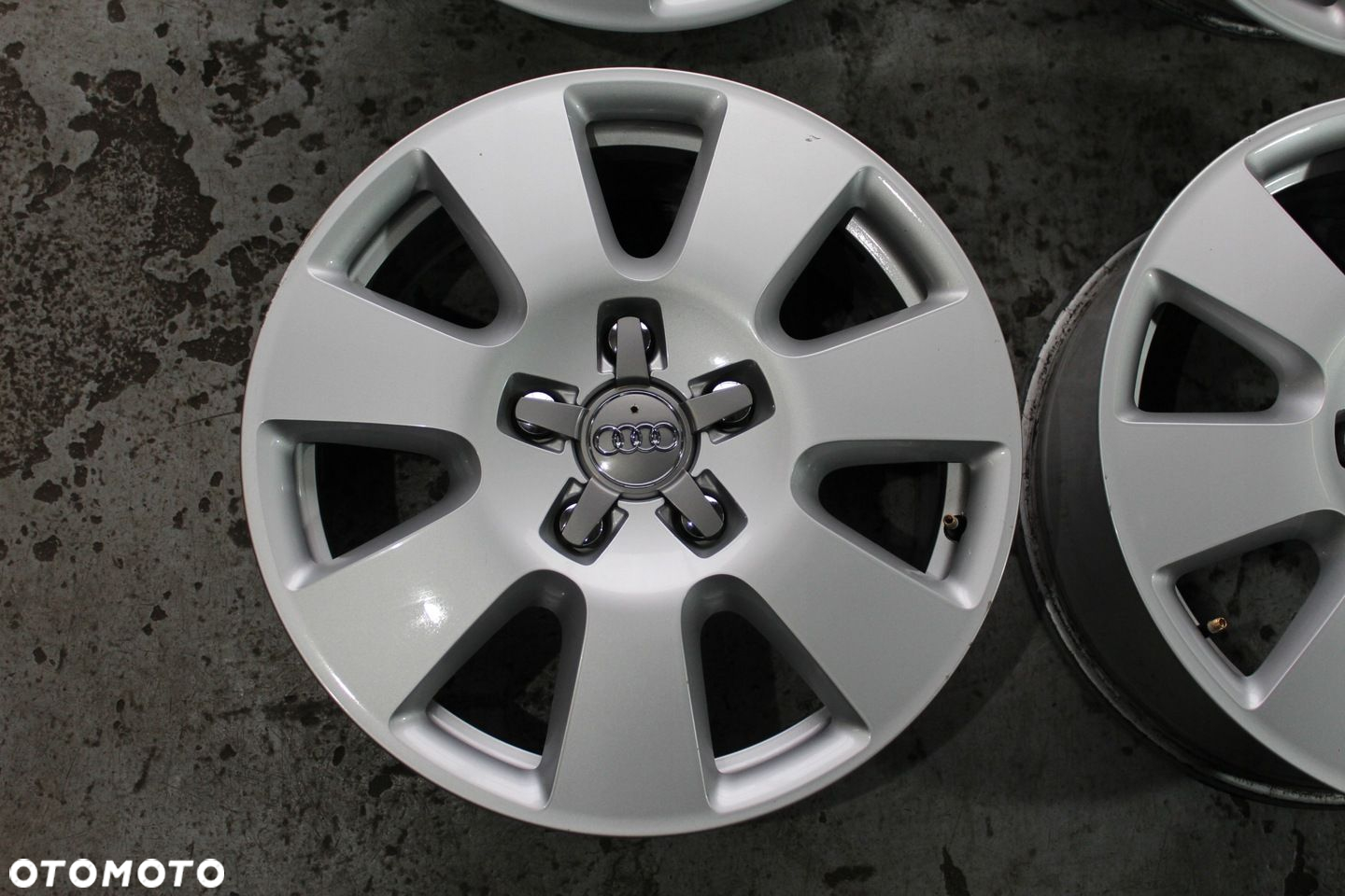 ORYG AUDI Q7 4L0 18cali 5x130 ET53 7,5J - 5