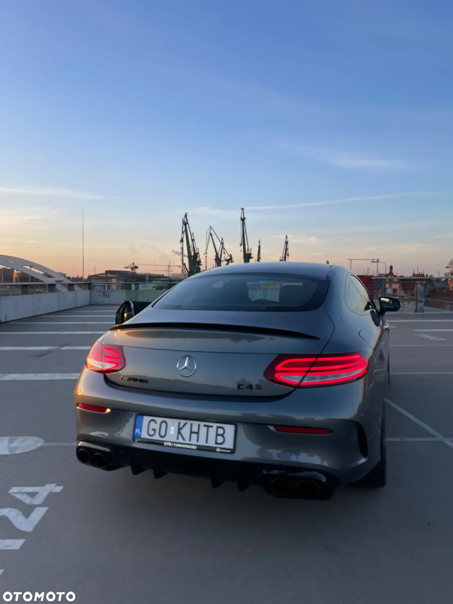 Mercedes-Benz Klasa C AMG 43 4-Matic - 23
