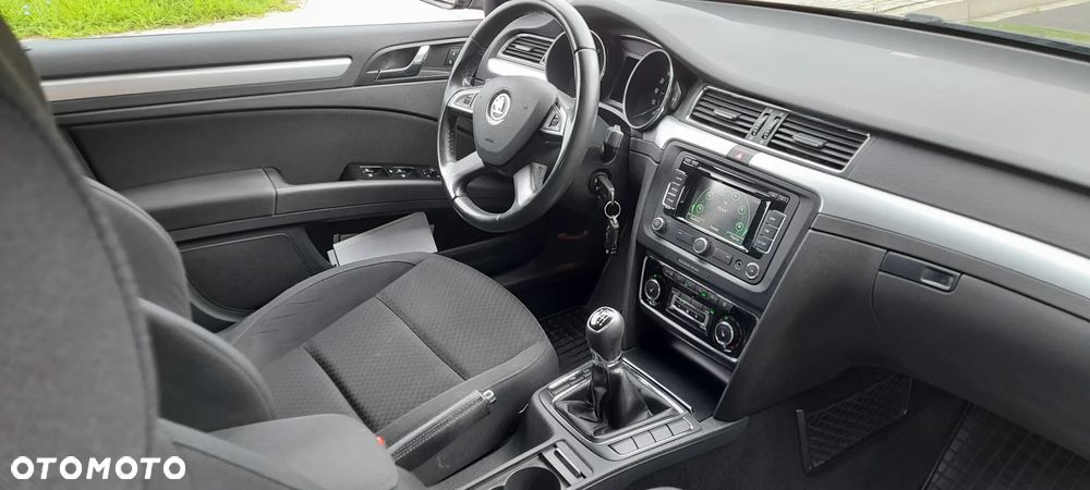 Skoda Superb 2.0 TDI Exclusive - 17
