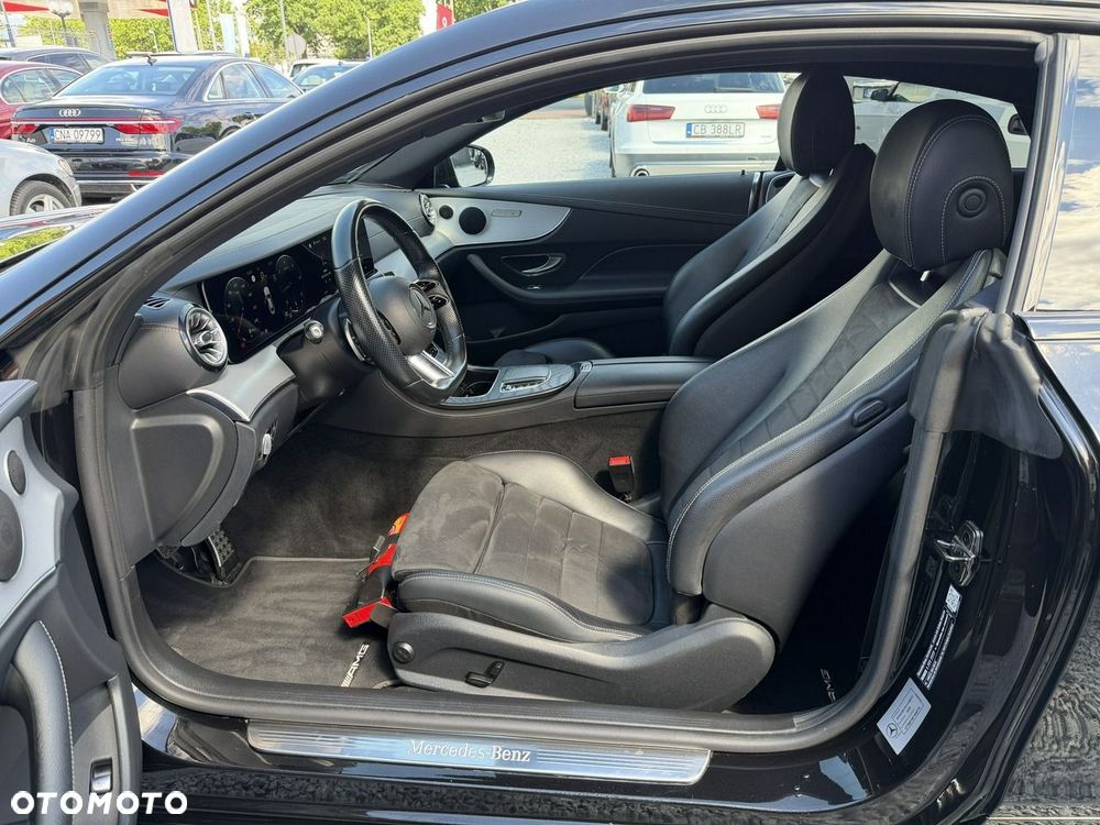 Mercedes-Benz Klasa E 220 d 4-Matic AMG - 11