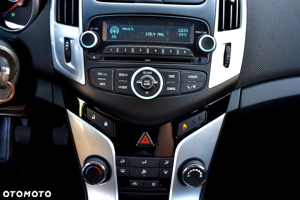 Chevrolet Cruze 1.6 LT+ - 32