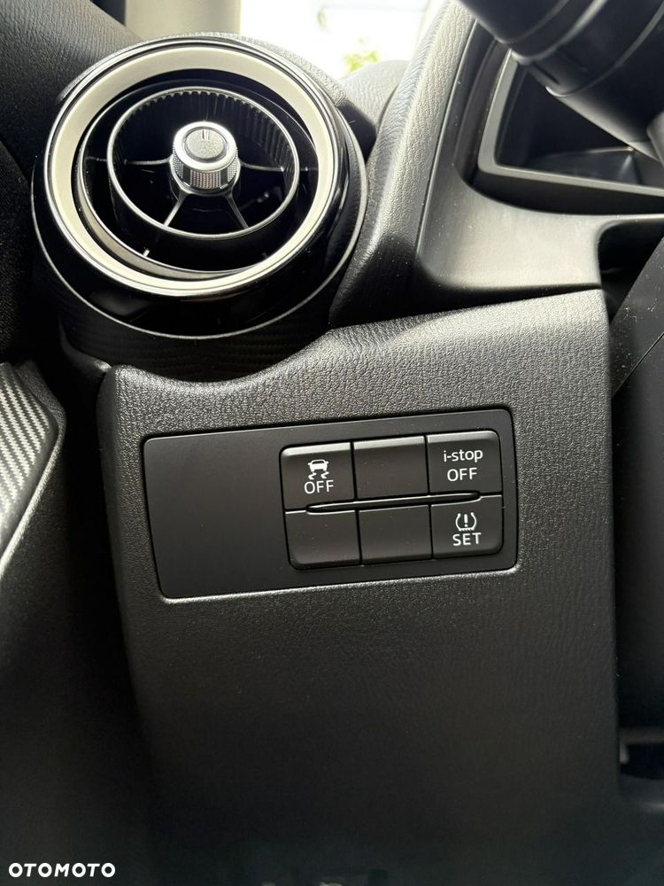 Mazda 2 - 20