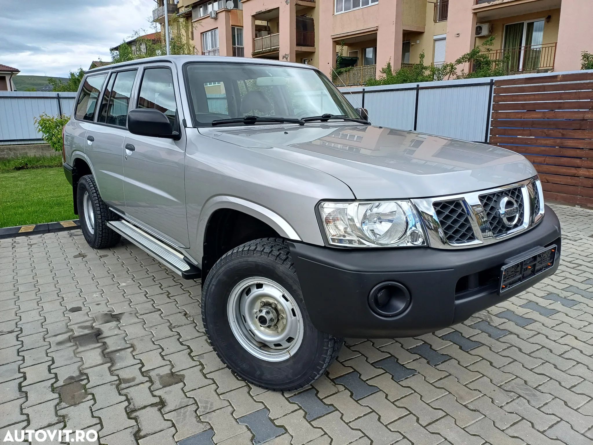 Nissan Patrol - 1