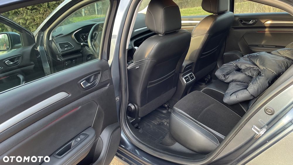 Renault Megane 1.5 Blue dCi Intens - 28