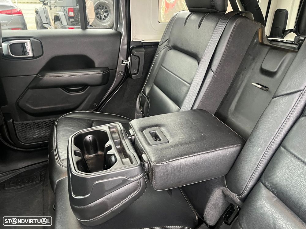 Jeep Wrangler Unlimited 2.2 CRDi AWD Auto Sky One-Touch Sahara - 50