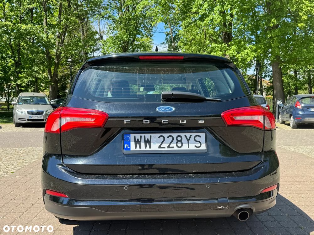 Ford Focus 1.0 EcoBoost Trend - 8