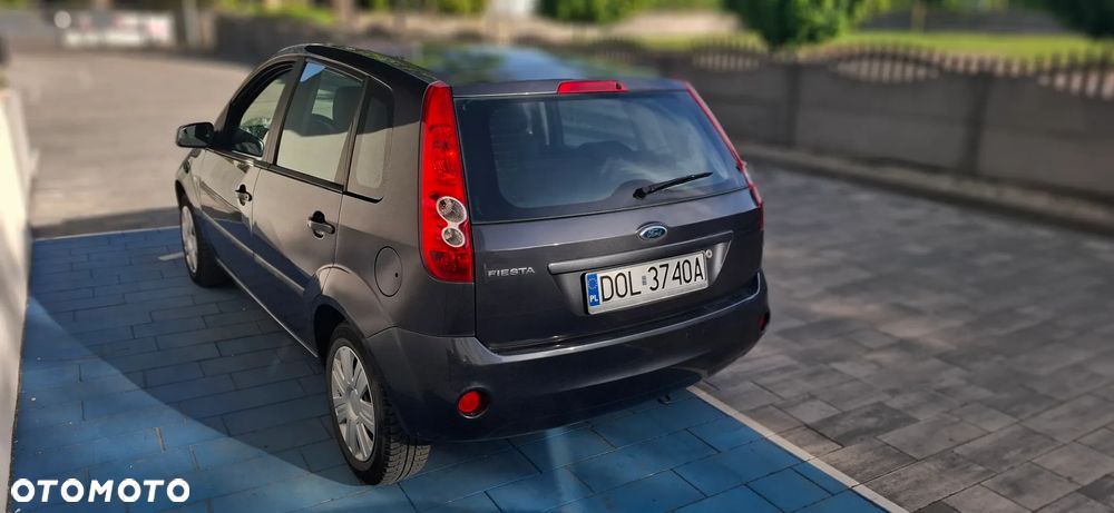 Ford Fiesta - 4