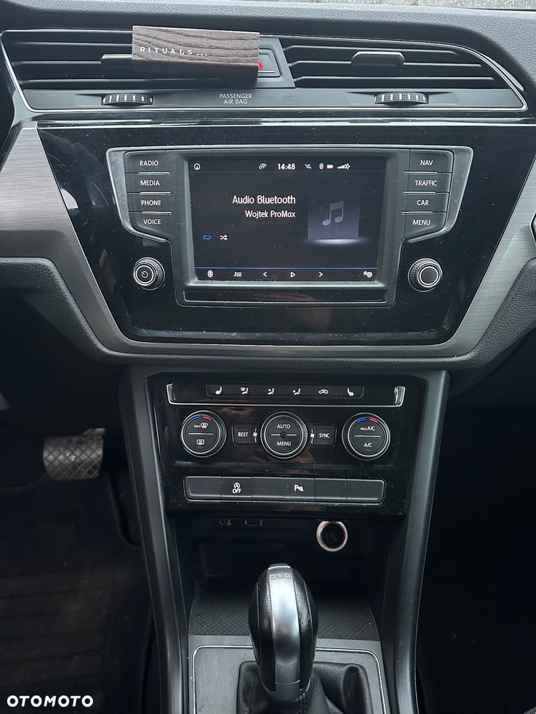 Volkswagen Touran 2.0 TDI BMT Active DSG - 14