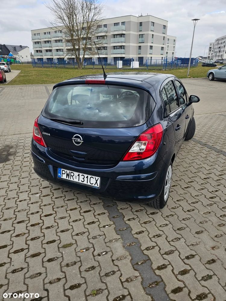 Opel Corsa 1.4 16V Cosmo - 5