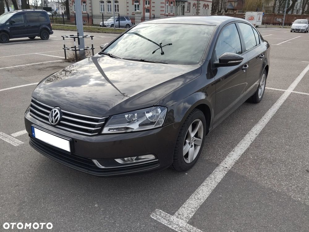 Volkswagen Passat 2.0 TDI Trendline - 2