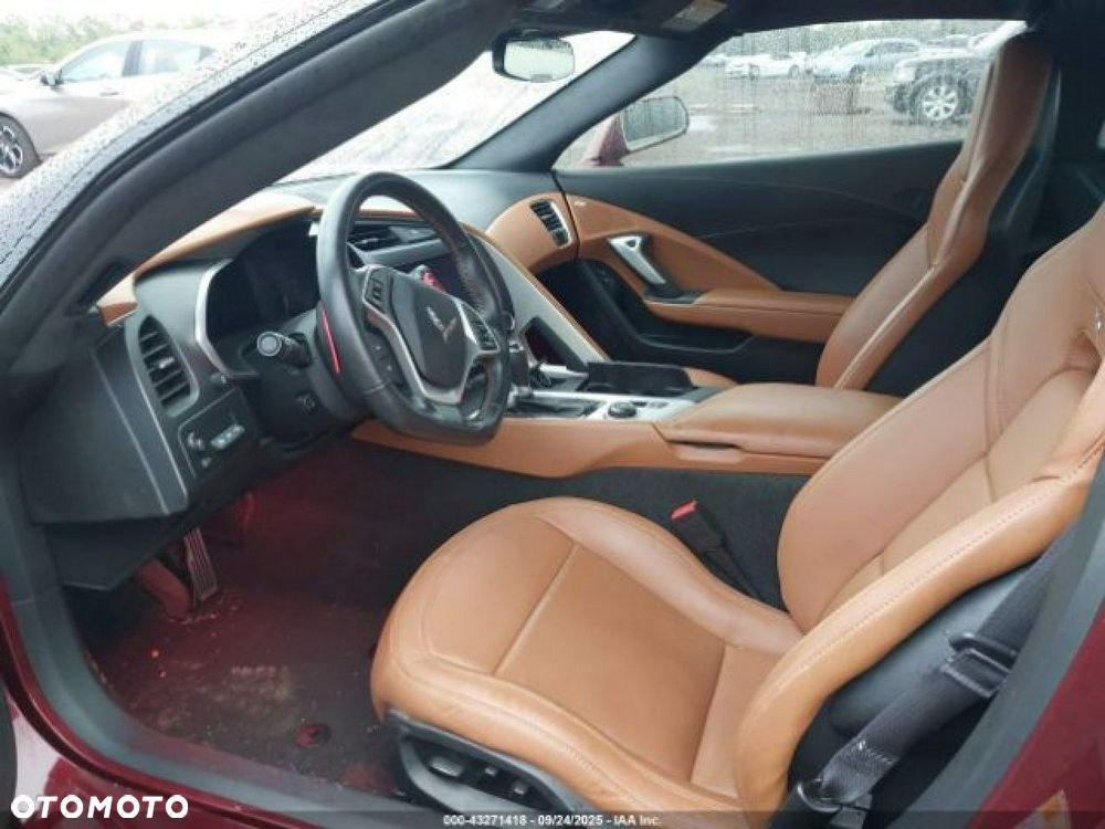 Chevrolet Corvette - 7
