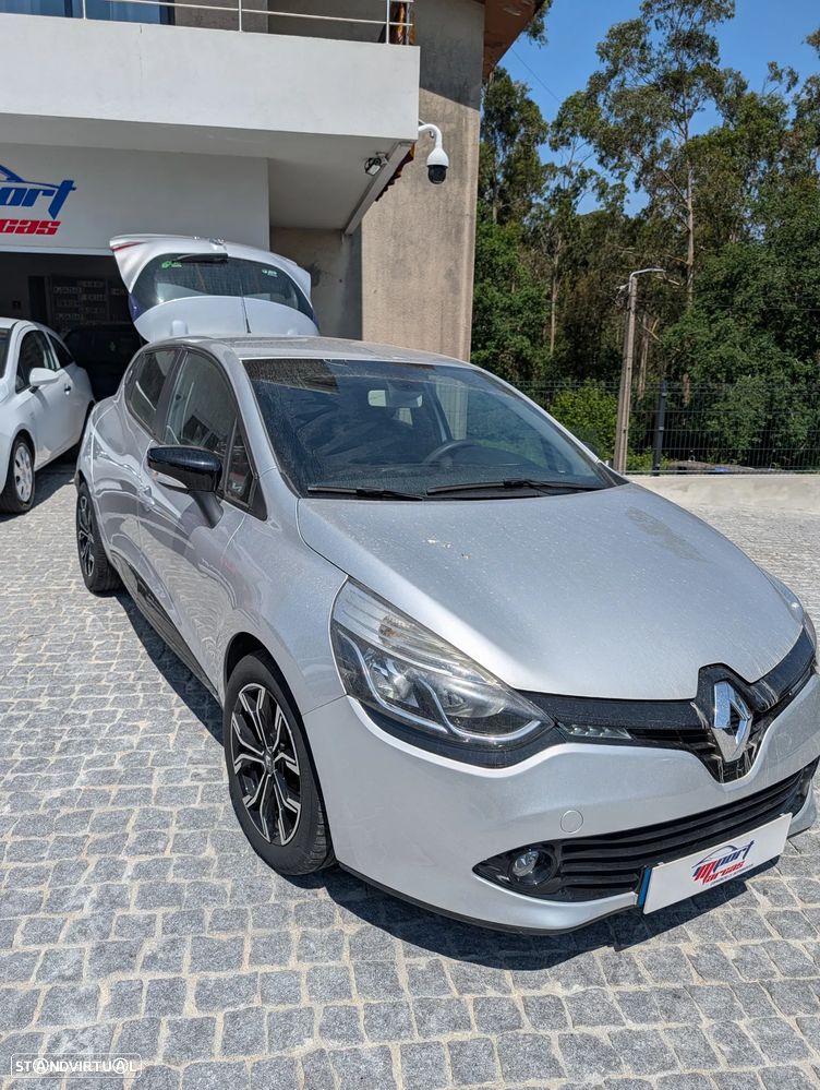 Renault Clio 0.9 TCE Dynamique S - 1
