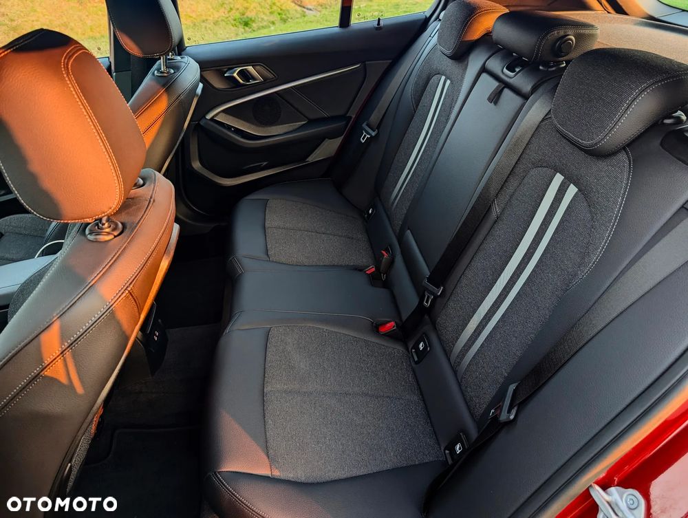 BMW Seria 1 118i Sport Line - 25
