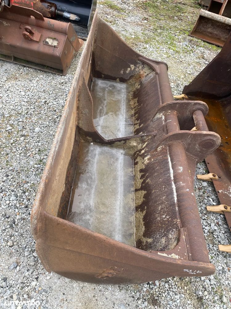 Cupa Taluz latime de 2100 mm pentru excavatoare de 25-35 tone - 1