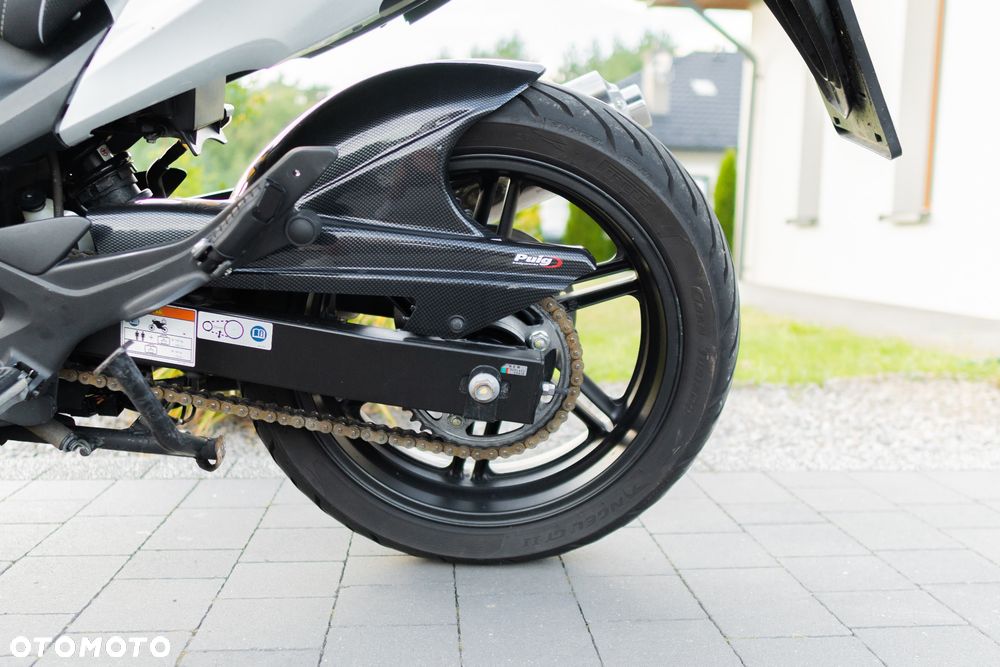 Honda CBF - 27
