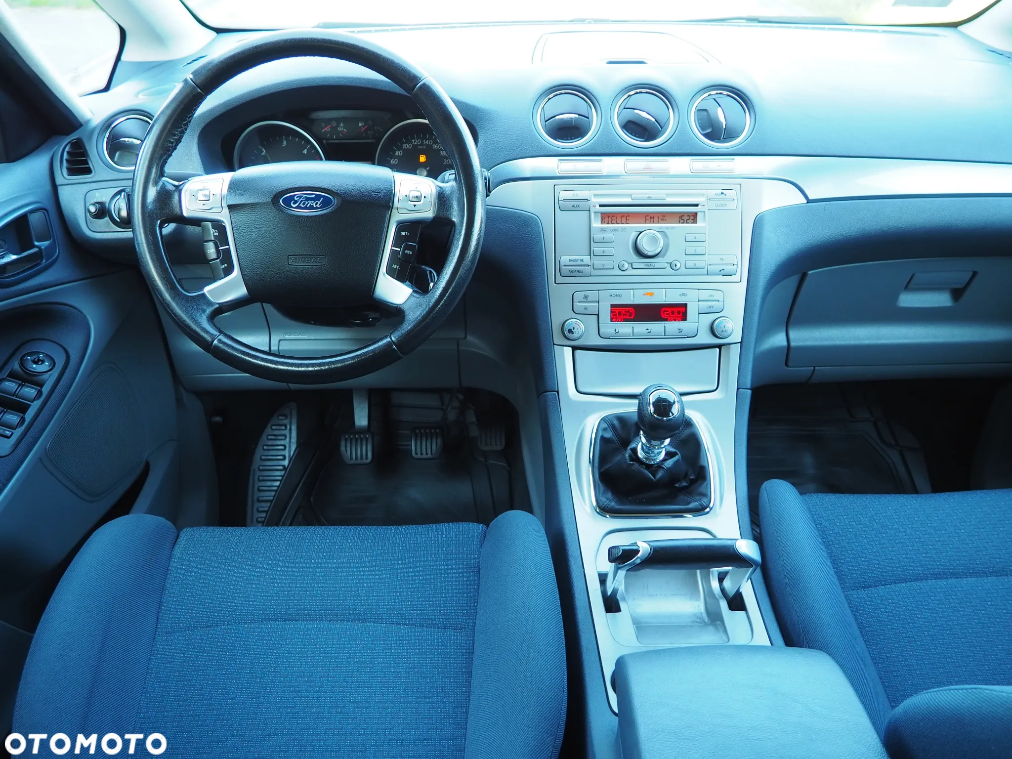 Ford S-Max - 35