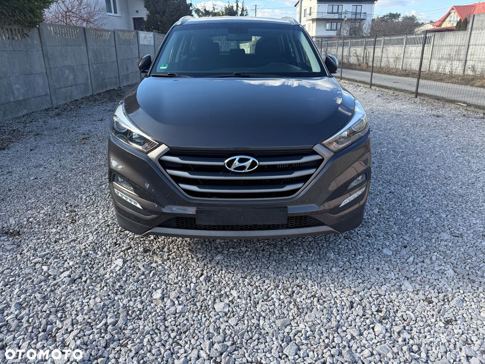 Hyundai Tucson 2.0 CRDi 4WD Automatik Style - 2