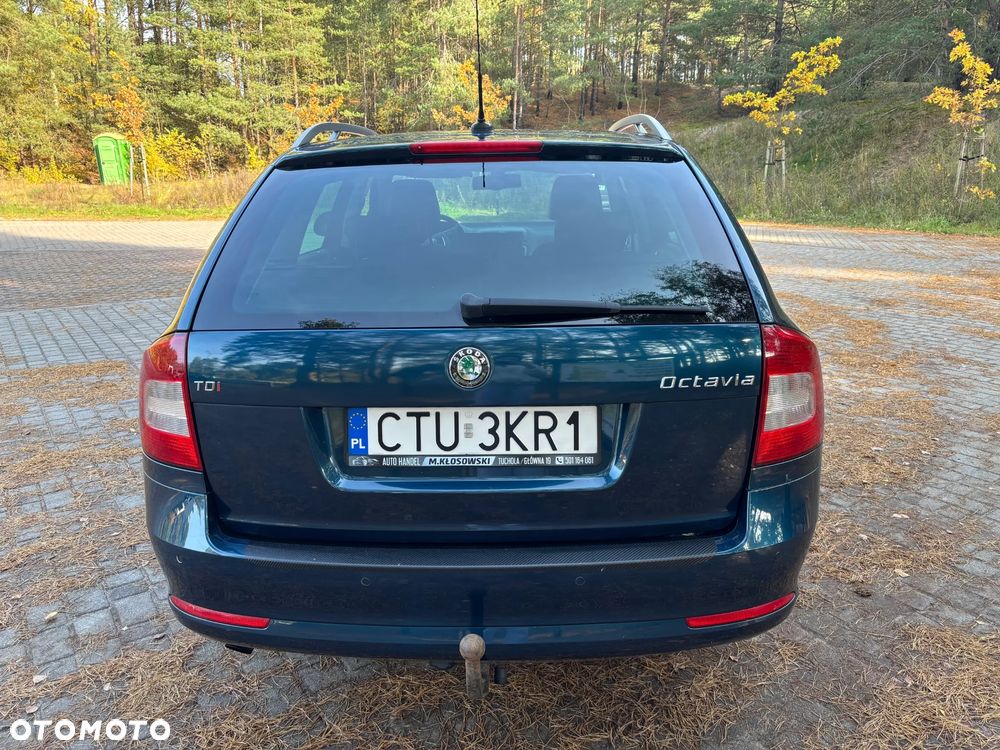 Skoda Octavia 2.0 TDI DPF Elegance - 4