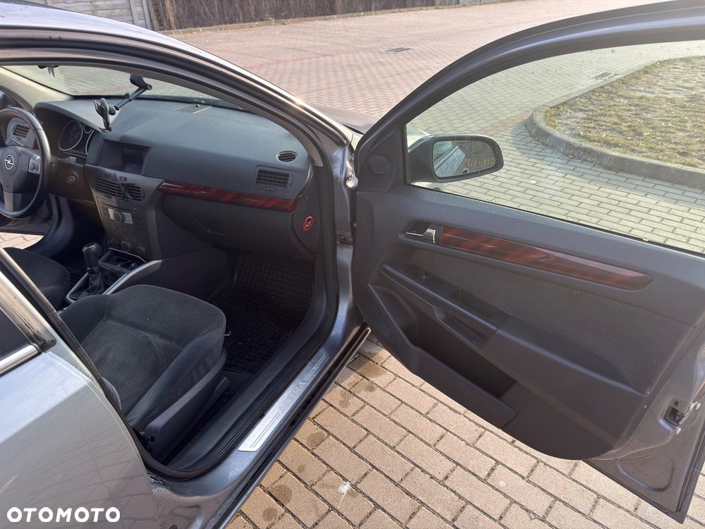 Opel Astra 1.7 CDTI Cosmo - 15
