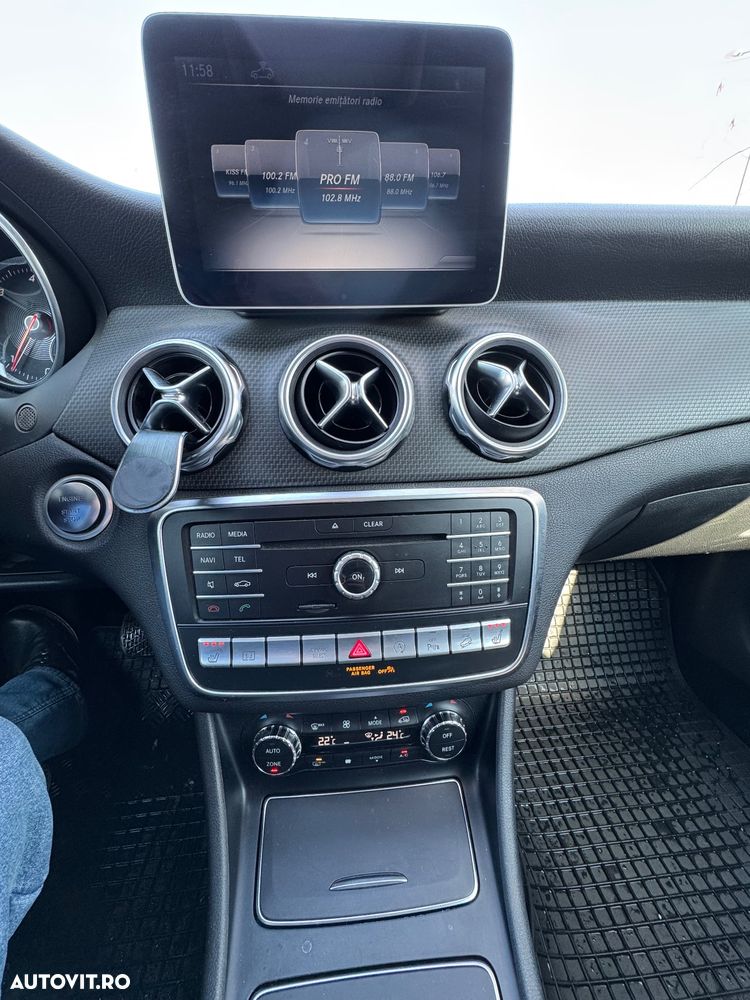 Mercedes-Benz GLA 220 d 4MATIC Aut. - 2