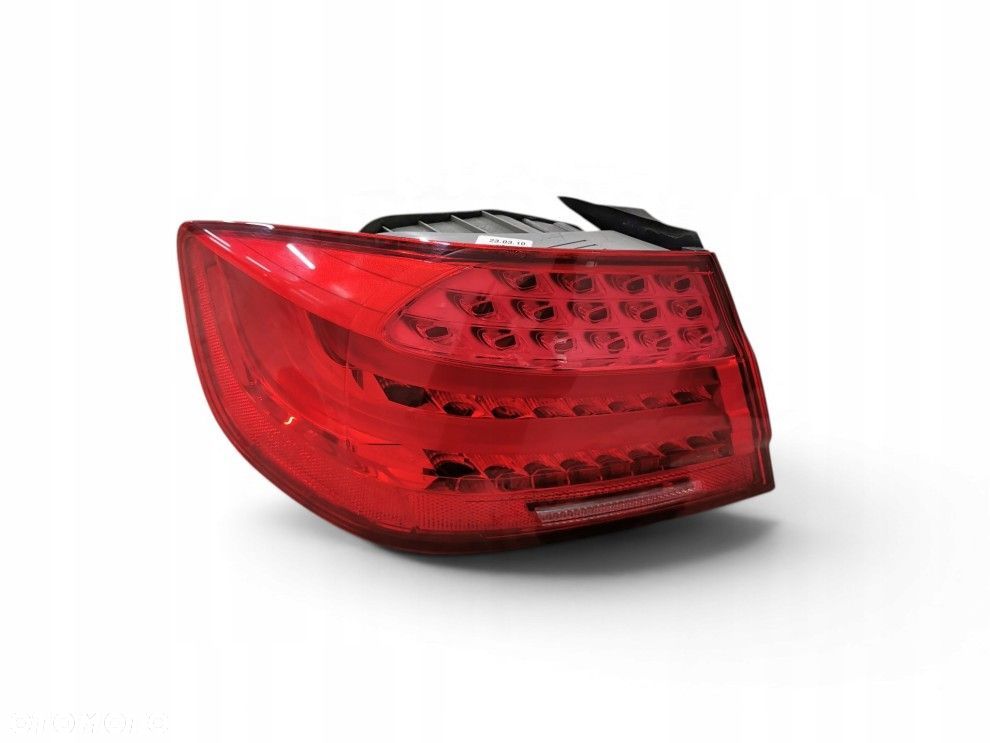 BMW 3 E92 LIFT LCI LEWA TYLNA LAMPA ORYGINAŁ 6321-7251957-05 - 1