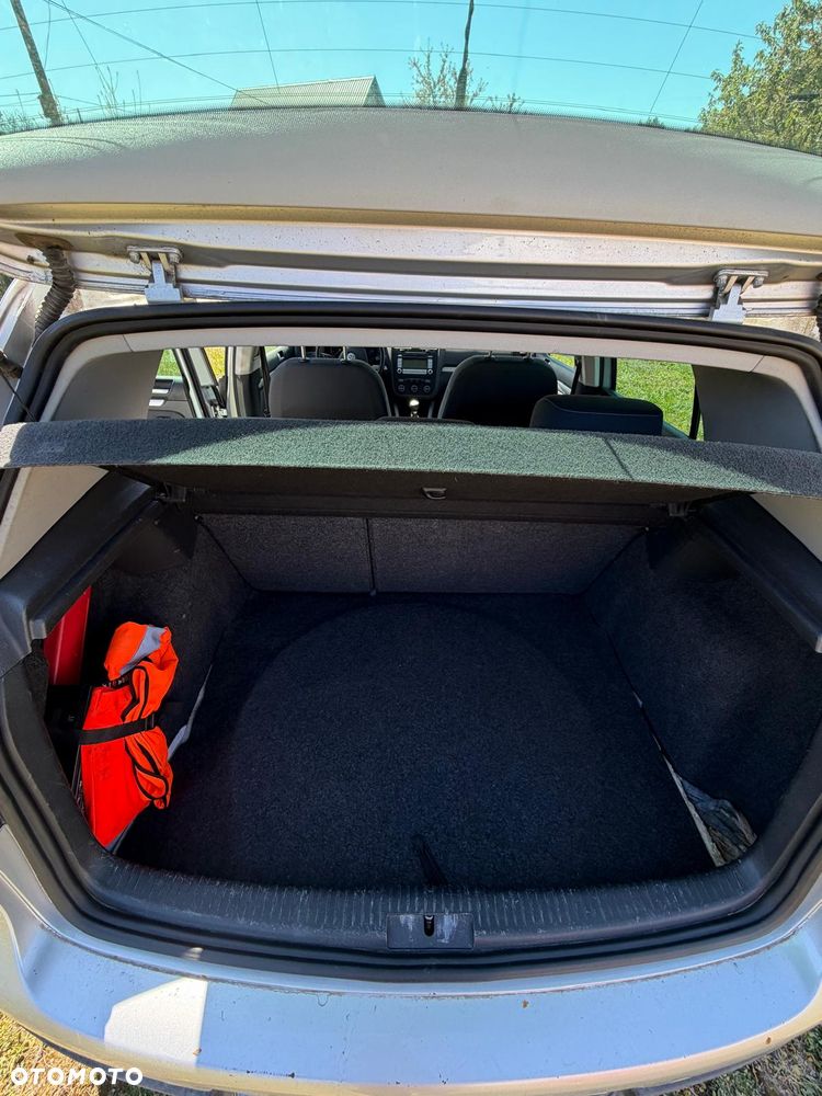 Volkswagen Golf - 15