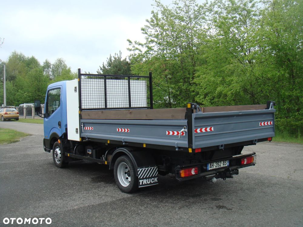 Nissan CABSTAR - 7