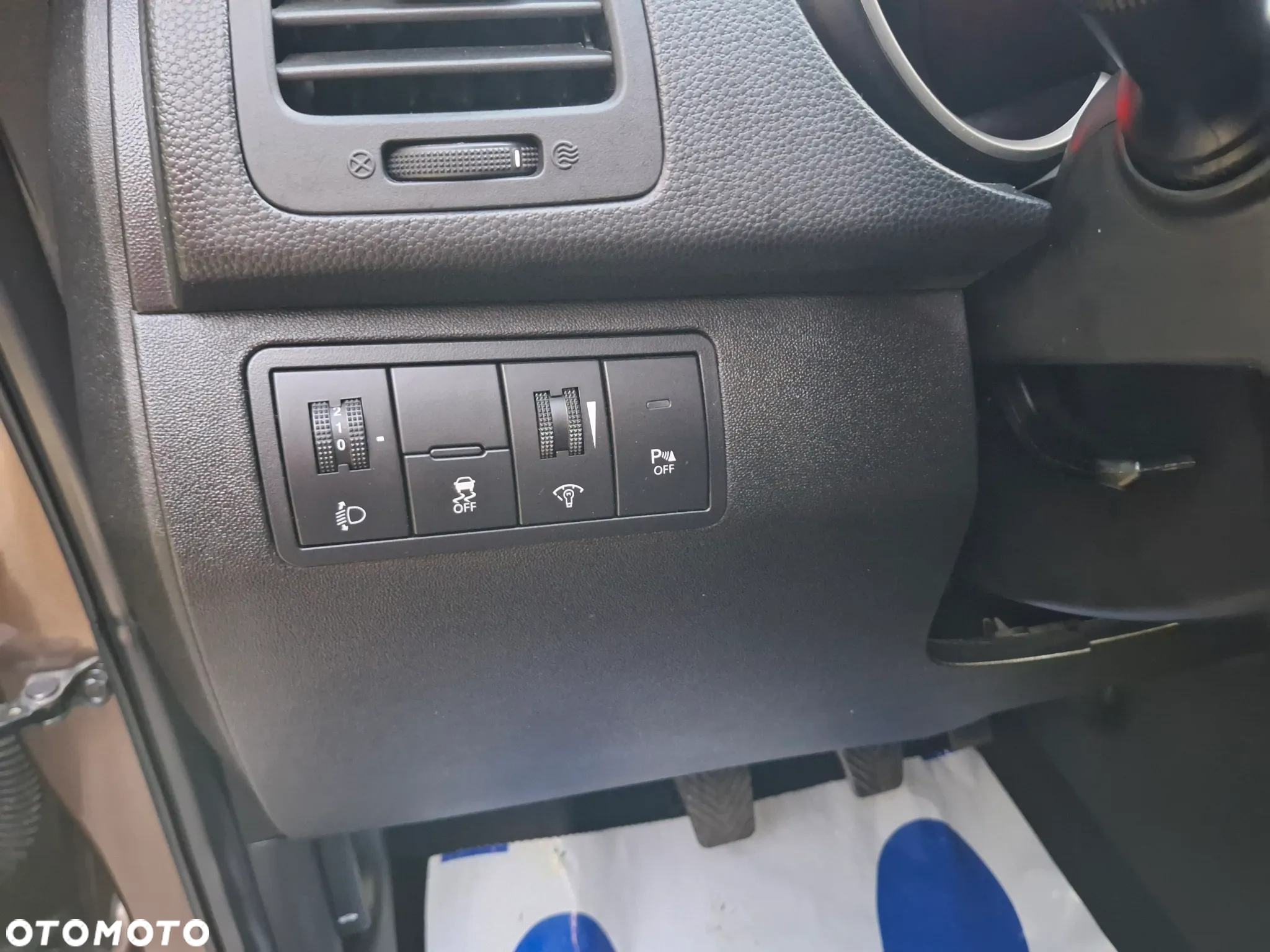 Kia Venga 1.4 CVVT Fifa World Cup Edition - 16