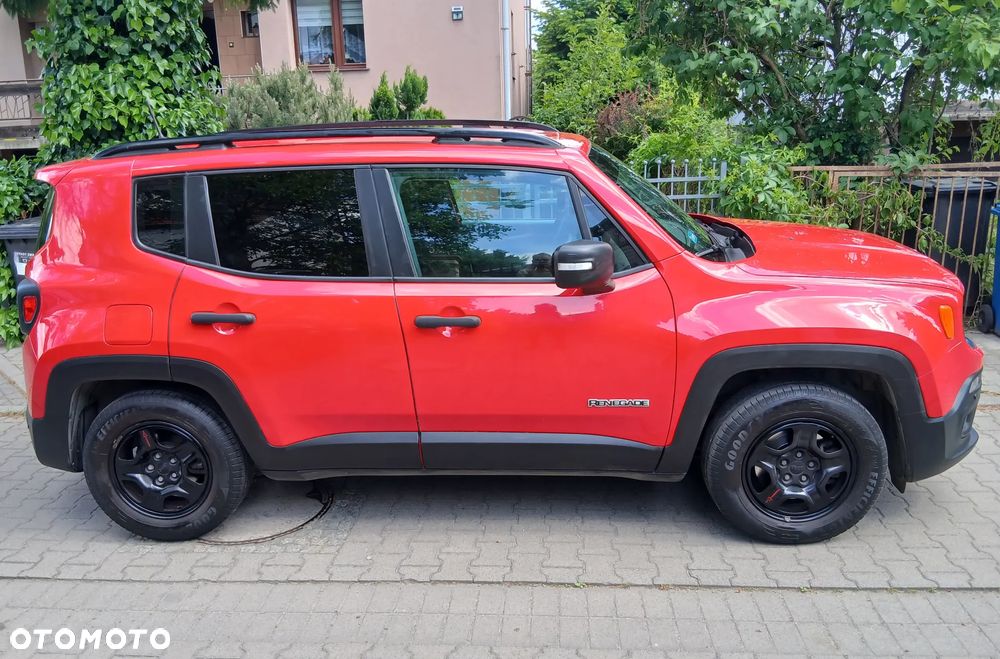 Jeep Renegade 1.6 E-TorQ Sport FWD - 2