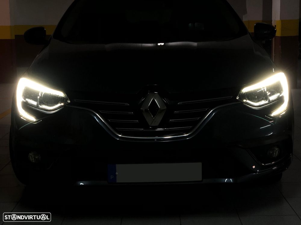 Renault Mégane 1.5 Blue dCi Bose Edition - 8