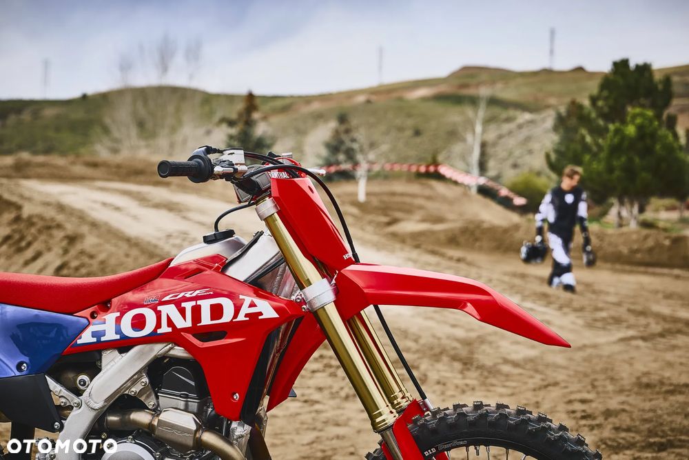 Honda CRF - 8