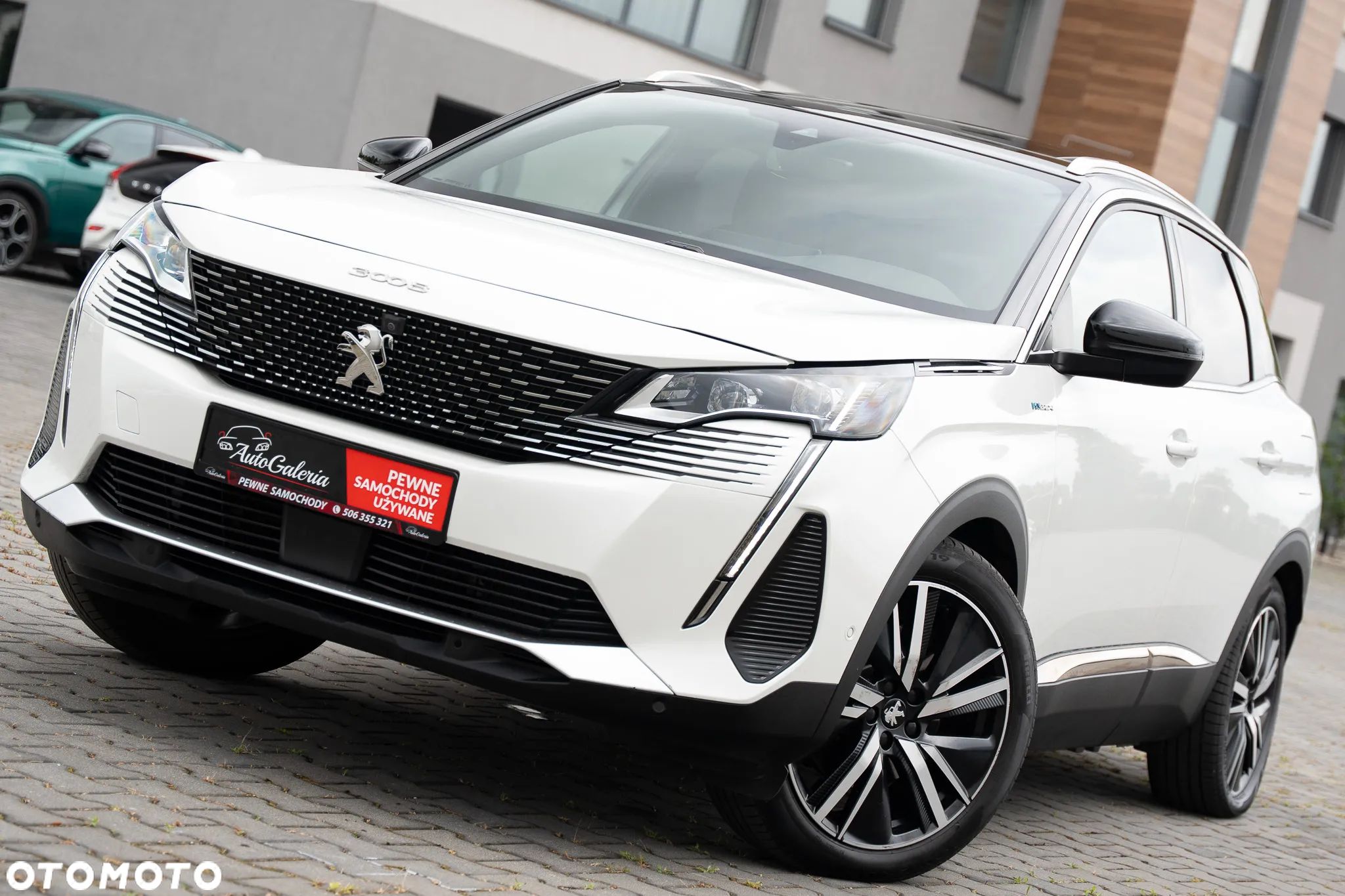 Peugeot 3008 Hybrid4 300 e-EAT8 GT - 1