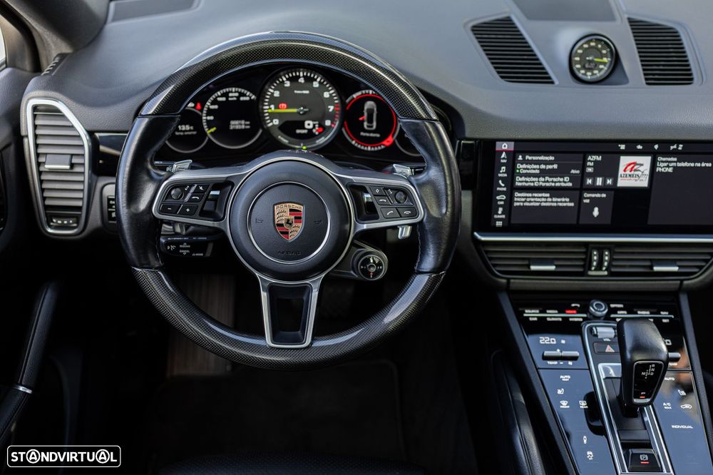 Porsche Cayenne Coupé E-Hybrid - 10