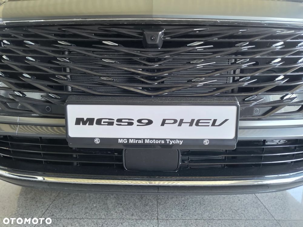 MG S9 - 8